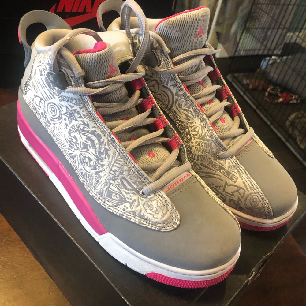 Like new, no damage or ware whatsoever.